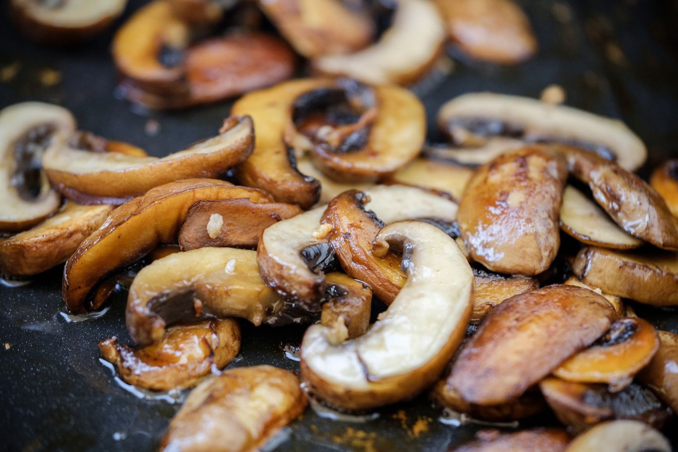 6 Bahan Makanan ini Ternyata Bisa Dipakai Buat Pengganti Micin. Beri Tahu Ibumu Segera!