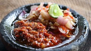 12 Resep Sambal Buat Pecinta Pedas Sejati. Yuk, Bikin Sendiri!