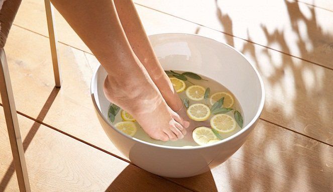 Bukan Hanya Wajah yang Butuh Perhatian, Kaki Juga Butuh Relaksasi