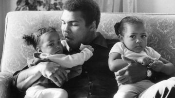 Belajarlah dari Muhammad Ali! Sosok Inspiratif yang Bisa Dijadikan Panutan Para Lelaki