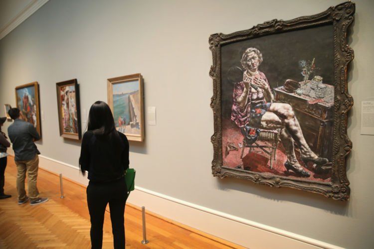 pergi ke museum sendiri akhirnya