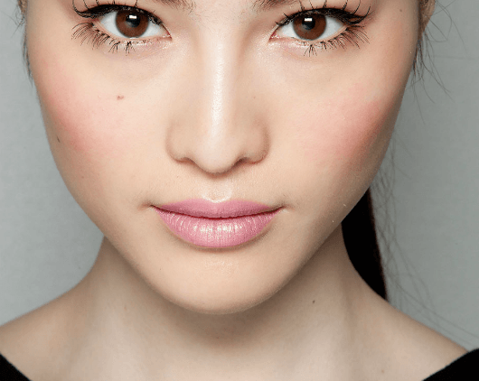 Jarang Pakai Blush-on? Rugi! Ini Alasan Kenapa Kamu Butuh Perona Pipi yang Satu Ini.