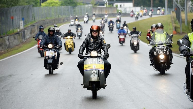 Anak Motor! Jangan Sampai Lupa Keluarga