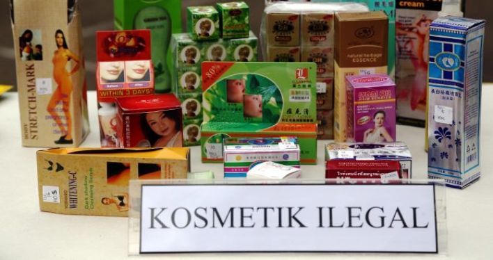 8 Cara Mudah Cek Kosmetik Asli atau Palsu