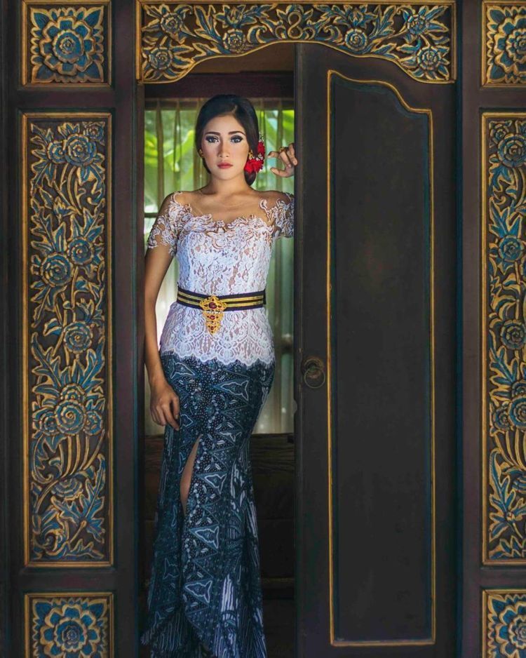 Inspirasi Kebaya  Bali  Untuk Kondangan Lure Module Instan 