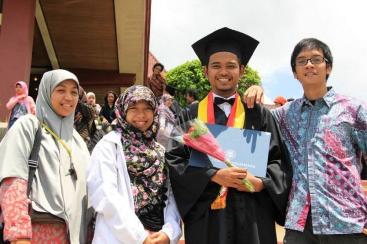 wisuda