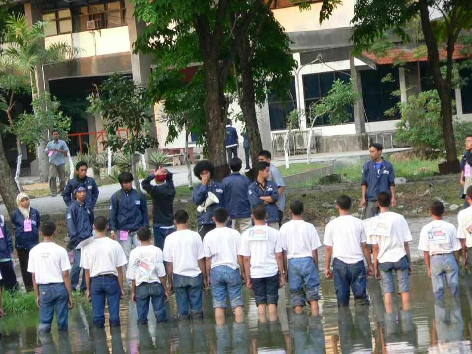 5 Karakter Khas Anak ITS ini Sudah Cukup Membuat Dia Layak Kamu Jadikan Jodoh