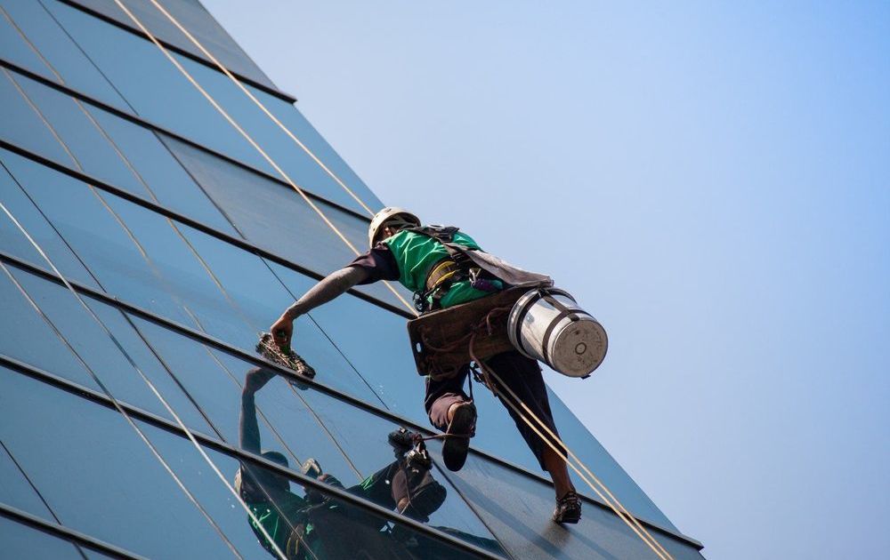 10 Profesi Ekstrem yang Berbahaya. Jadi Bersyukur kan