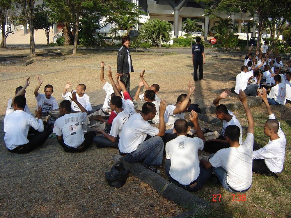 5 Karakter Khas Anak ITS ini Sudah Cukup Membuat Dia Layak Kamu Jadikan Jodoh