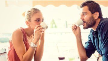 Pernah Merasa Nyaman Dengan Seseorang untuk Mencurahkan Isi Hati, Lalu Berujung Kopi Darat?