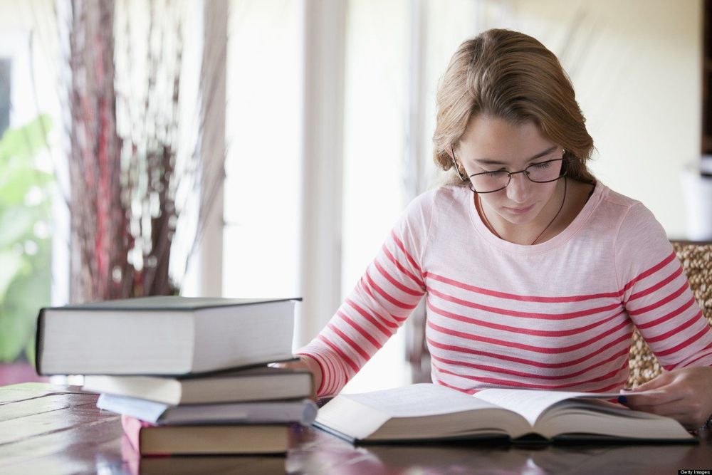 Menjadi Mahasiswa Kutu Buku? Siapa Takut?