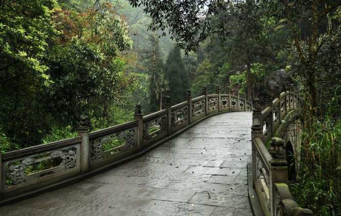 Selain kota Bogor, 7 Tempat Paling Basah di Dunia ini Akan jadi tempat Favorit Bagi Para Pecinta Hujan