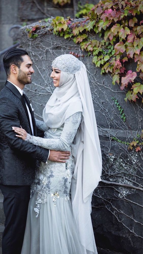 15 Inspirasi Gaun Pernikahan Syar i Ini Bisa Dicontek 