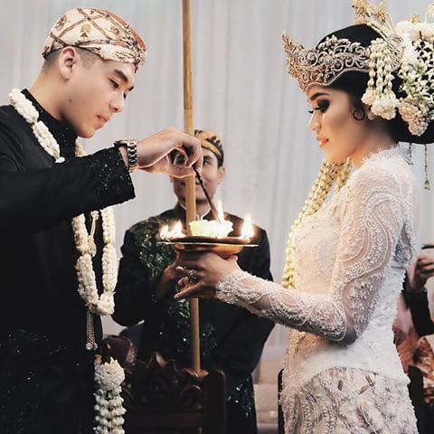 Beberapa Adat Pernikahan Yang Akan Akan Kamu Jalani Saat Menikahi Orang Sunda