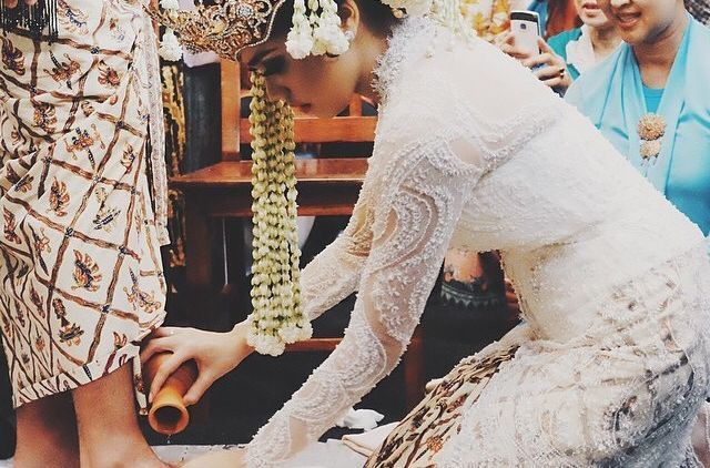 Beberapa Adat Pernikahan Yang Akan Akan Kamu Jalani Saat Menikahi Orang Sunda
