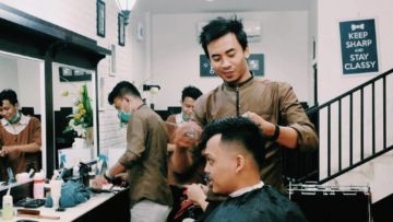 Jangan Sampai Salah Pilih Barber, Bro. Kunci Ketampananmu Ada di Sana! Simak Tipsnya