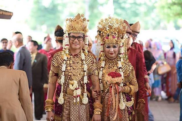 10 Inspirasi Pernikahan Unik nan Megah A La Palembang 