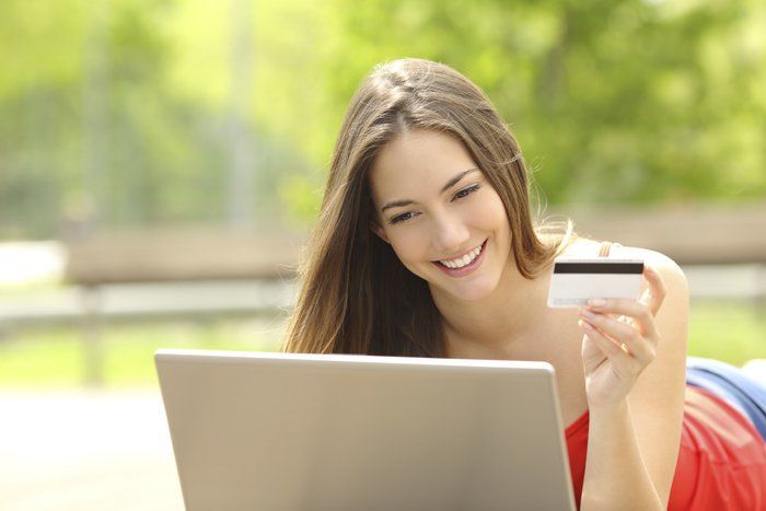 10 Tips Kehidupan di Usia 20-an Supaya Kamu Bisa Sukses & Menikah dengan Biaya Sendiri