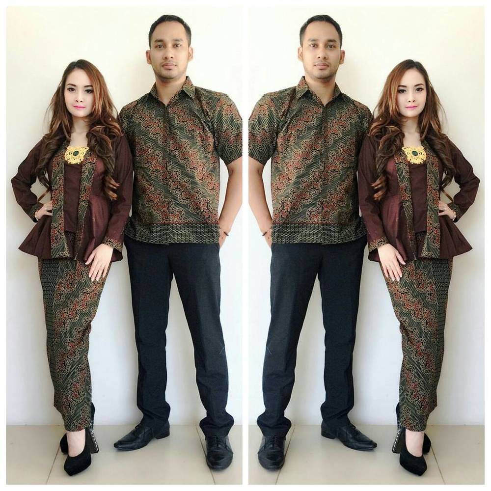 Agar Kondanganmu Tak Biasa, Kenakan Batik Sarimbit Antimainstream Ini Bareng Pasangan!
