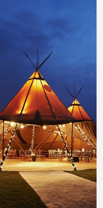 tenda kerucut mirip rumah orang mongolia