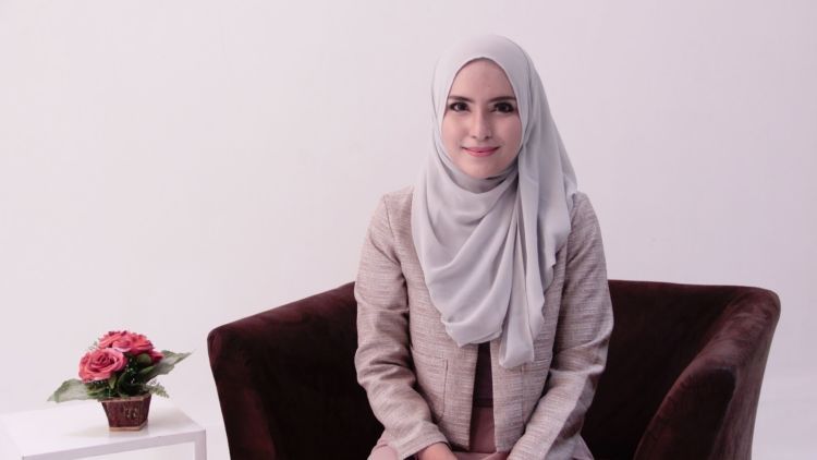 Selain Cantik, 6 Hijab Instan Ini Memudahkanmu Memakai Hijab