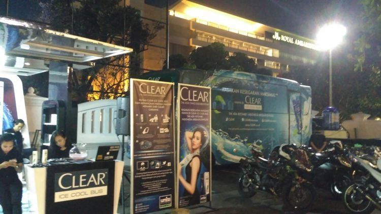 Sekilas dari CLEAR Ice Cool Bus