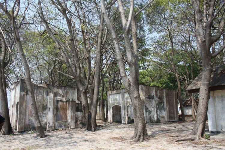Kepulauan Seribu Nggak Cuman Ada Pantai Doang! Coba ke Pulau Onrust nan Angker Ini Kalau Berani 13 Pulau Onrust