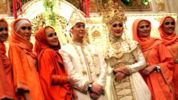 Inspirasi Tema Palembang dan Maroko di Pernikahan Dian Pelangi & Tito Haris 5 Tahun yang Lalu