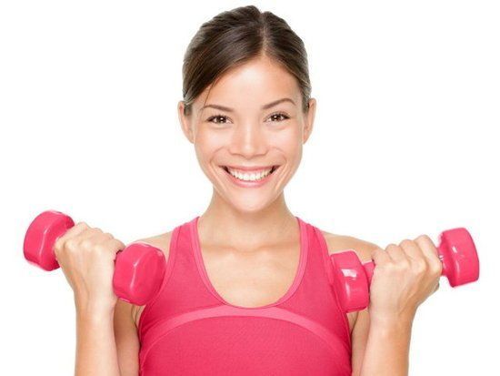Lengan Bergelambir Jangan Dipelihara! Kencangkan Dengan 6 Gerakan Ini Saja 16 dumbell bisa diganti botol