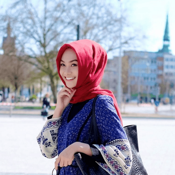 5 Gaya Fashion Hijab ini Wajib Kamu Ikuti Jika Kamu Ingin 5 Gaya Fashion Hijab ini Wajib Kamu Ikuti Jika Kamu Ingin