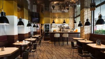 5 Hal Asik yang Bisa Kamu Lakukan di Coffee Shop