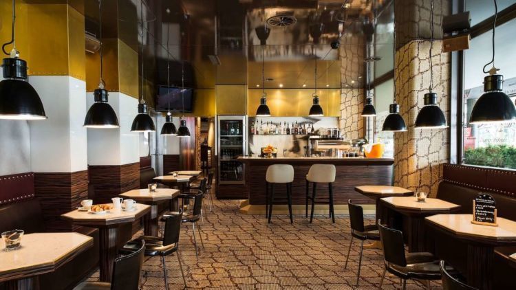 5 Hal Asik yang Bisa Kamu Lakukan di Coffee Shop