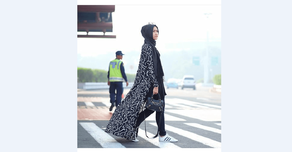 Perpaduan Black Outfit yang Cocok Buat Para Hijabers