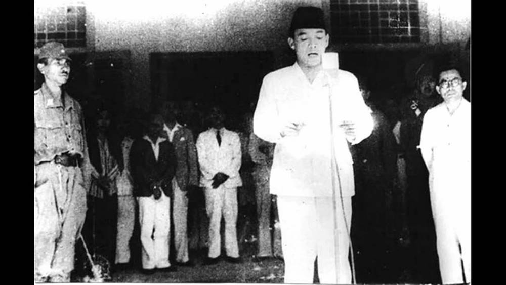 Bangsa Ini Merdeka Tapi Kita Juga Perlu Memerdekakan Diri