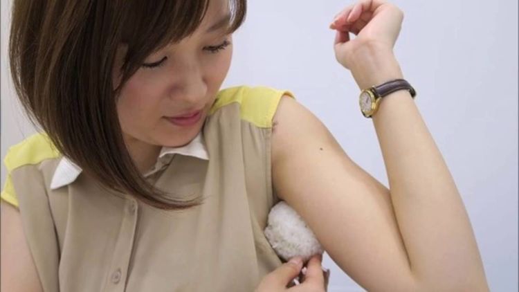 Buat Cowok yang Merasa Armpit Lover, Ke Jepang Aja. Disana Ada Restoran yang Pas Buat Kalian 4 Mau dijepit, Mz?