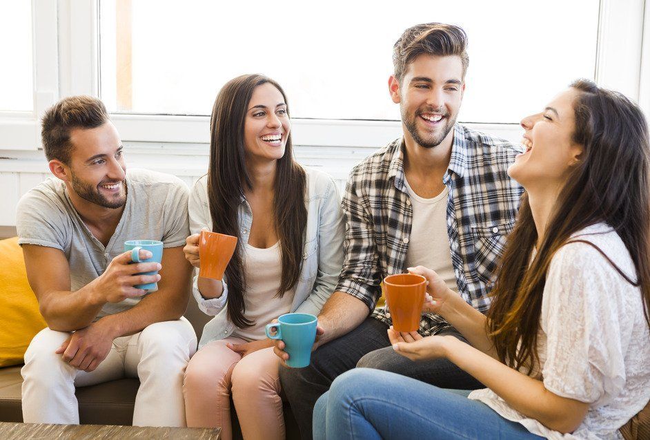 7 Alasan Elegan Buat Nolak Ajakan Nongkrong Temen Pas Lagi Mager-magernya. Ada Aja~