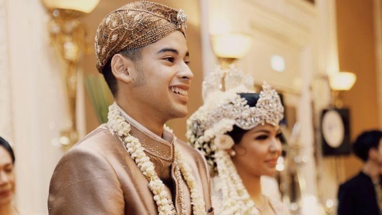 Untukmu, Gadis yang Siap Diperistri. 5 Hal Ini Membuat Lelaki Jawa Memang Layak Kamu Nikahi