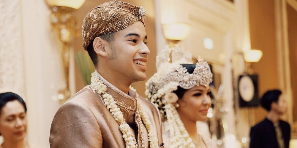 Untukmu, Gadis yang Siap Diperistri. 5 Hal Ini Membuat Lelaki Jawa Memang Layak Kamu Nikahi
