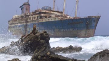 8 Kapal Hantu Ini Mengisahkan Cerita Seram dan Misterius. Eh, Ternyata di Indonesia Juga Ada!