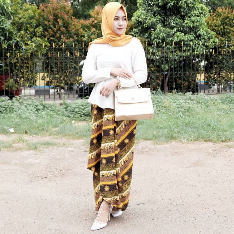 cantik!