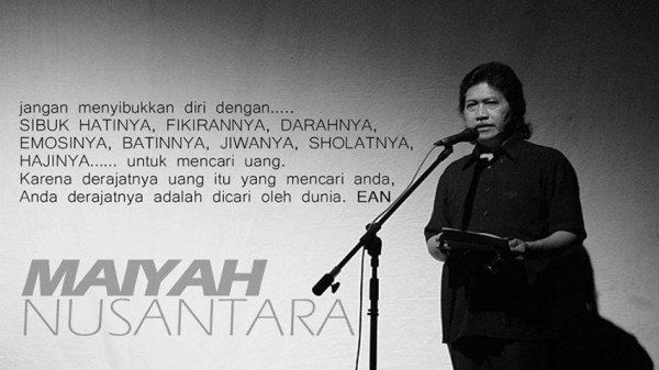 Untukmu Usia 20an, 15 Quotes Cak Nun ini Menampar Sekaligus Bikin Kamu Sadar