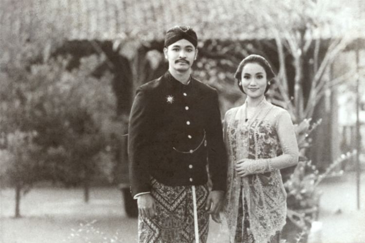 16 Inspirasi Foto Prewedding Bertemakan Tradisional 