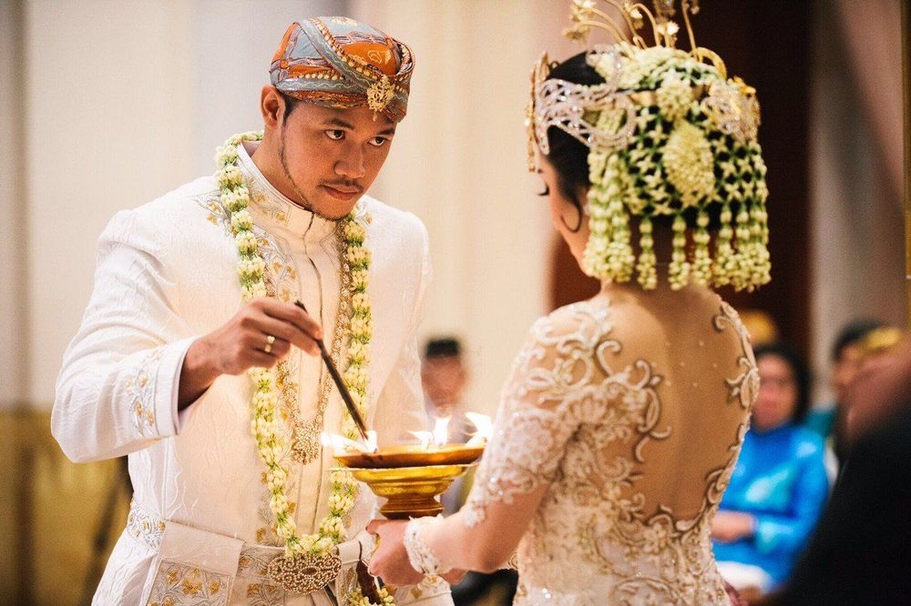 Beberapa Mitos Pernikahan yang Ada Di Indonesia. Ternyata Banyak yang Tak Terbukti Kebenarannya!