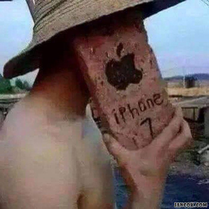 atau bikin iPhone 7 sendiri saja deh