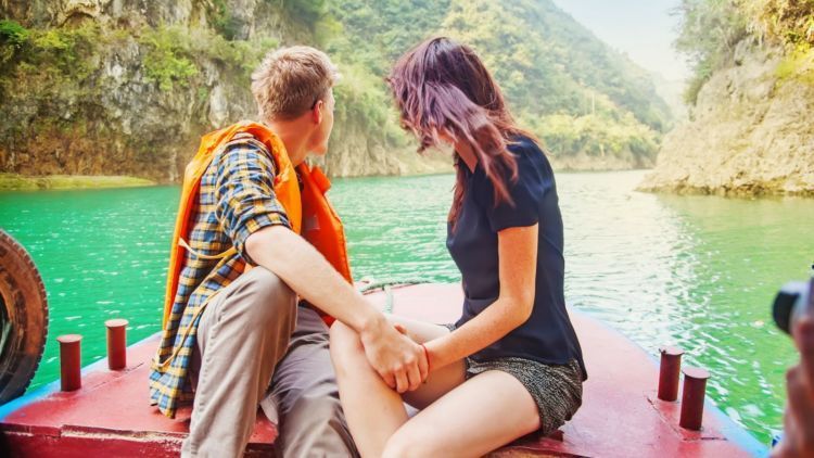 Cara Rahasia Melihat Kualitas Pasangan: Ajaklah Dia Traveling Bersama!