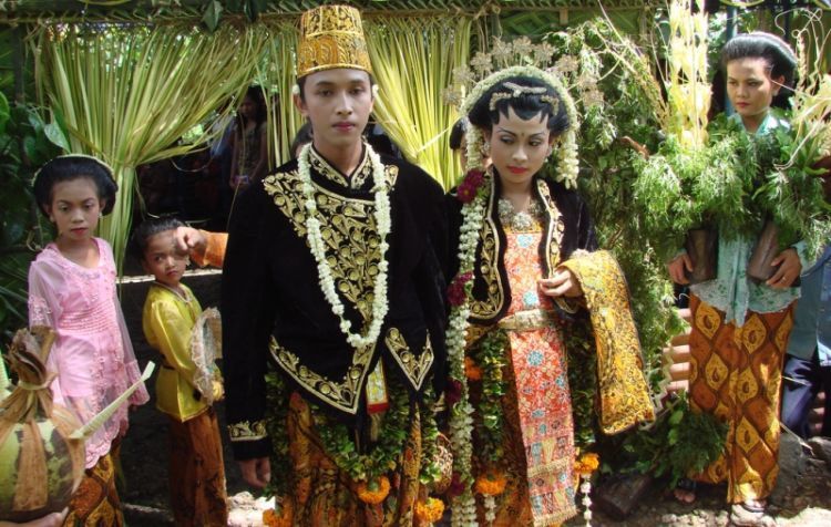 pernikahan-adat-jawa