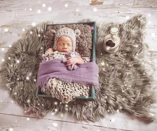 Epiknya Pemotretan Bayi Arie Untung dan Fenita, Yah Konsep dan Modalnya Pasti Nggak Sembarangan Sih