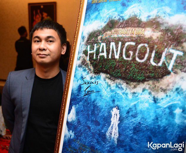 Penasaran Nih, Raditya Dika Malah Bikin Film Horor. Bakal Banyak Orang Populer Diceritakan Mati