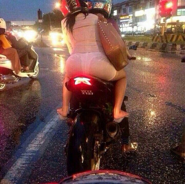 Yakin masih tega ngajak pacarmu motoran?