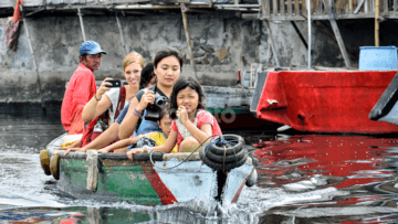 Jakarta Hidden Tour, Wisata di Sudut Kumuh Ibukota. Kemiskinan pun Laku Dijual di Sana!